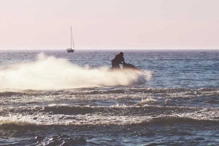 How to Choose the Best Jet Ski Rental | Cali Ski Jet Ski Rentals?